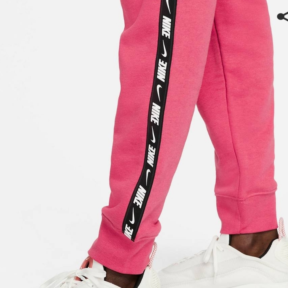 Nike sweatpants Only. - Picture 3 of 16